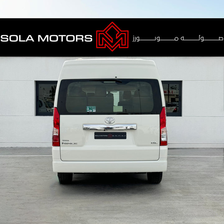 TOYOTA HIACE BUS GL 3.5L HIROOF A/T PTR 2024