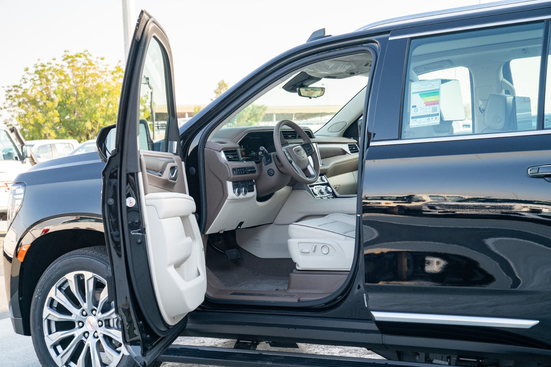 GMC YUKON DENALI V8 6.2L A/T PTR 2023