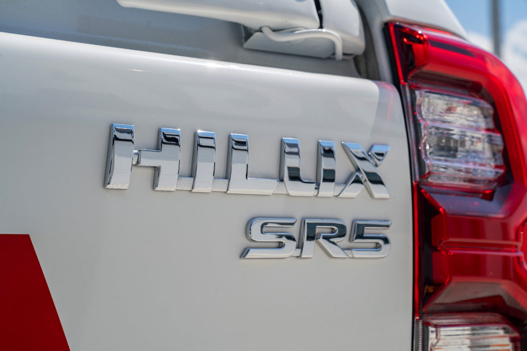 TOYOTA HILUX 2.7L GLXS-V 4X4 D/C A/T PTR 2024