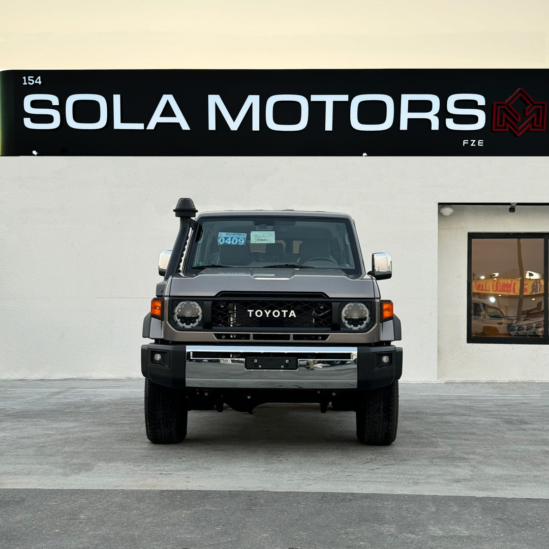 TOYOTA LAND CRUISER 76 M/T PTR 4.0L 5DOORS 2024