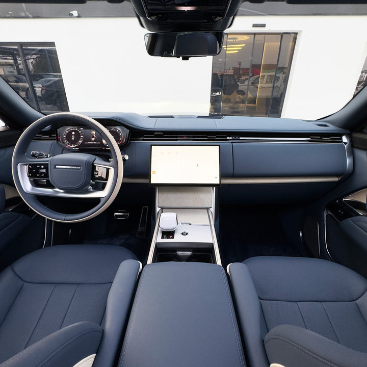 RANGE ROVER SV 2024