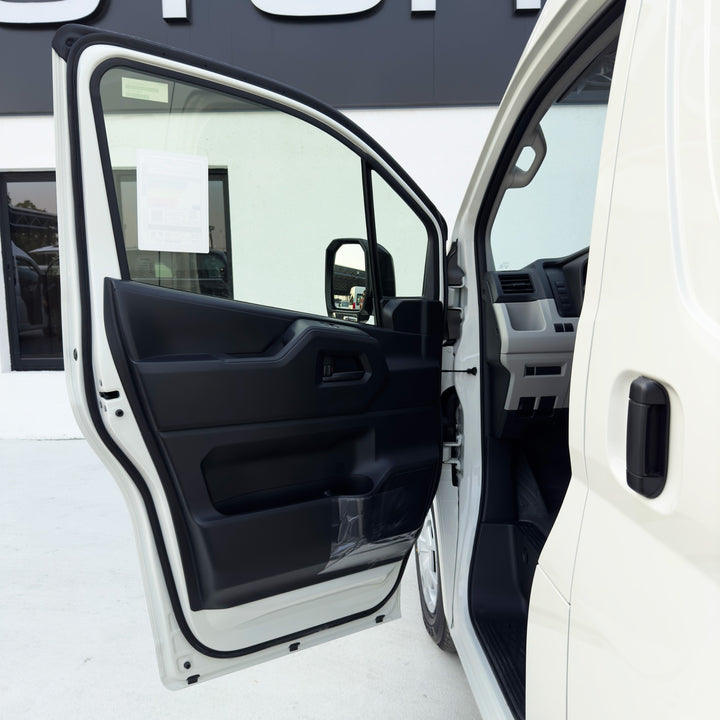 TOYOTA HIACE CARGO 3.5L HIGH ROOF A/T PTR 2025