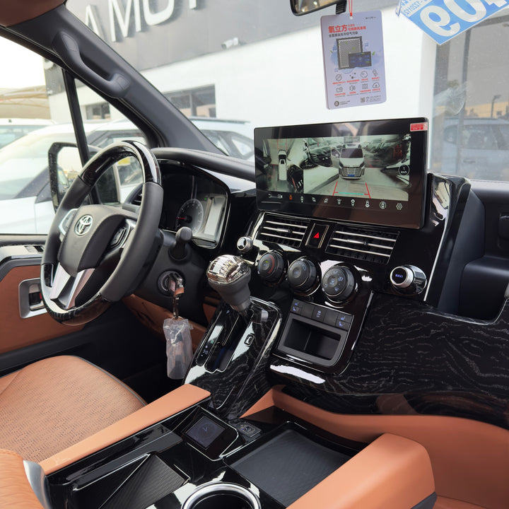 TOYOTA HIACE VIP 3.5 PTR A/T 2025