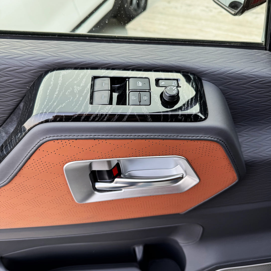 TOYOTA HIACE VIP 3.5 PTR A/T 2025