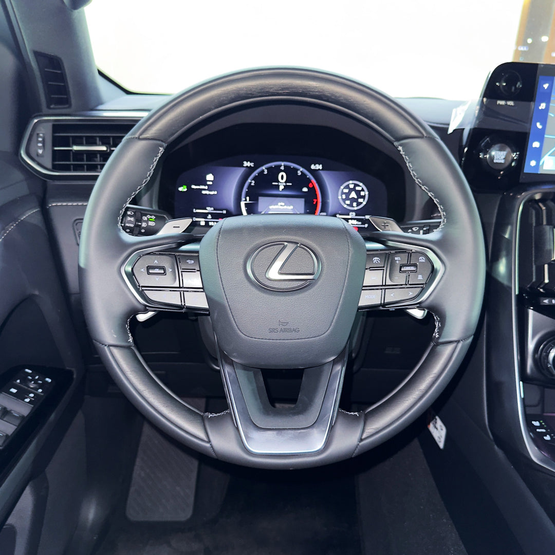 LEXUS LX600 SIGNTURE 3.5 PTR 2025