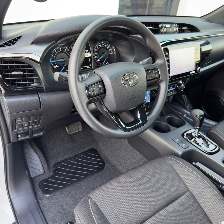 TOYOTA HILUX ADVENTURE 4.0L A/T PTR 2025