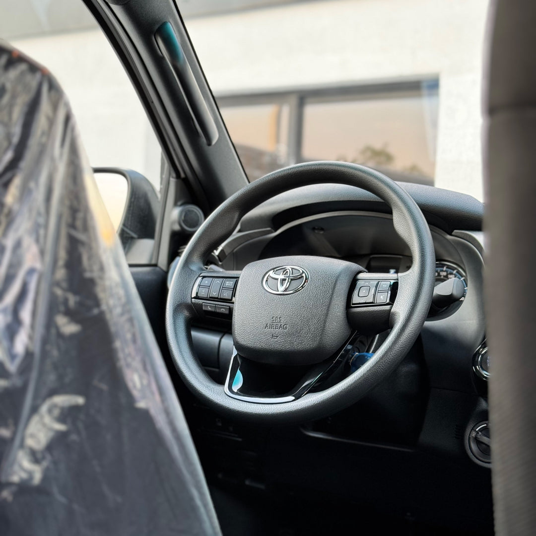 TOYOTA HILUX ADVENTURE 4.0L A/T PTR 2025