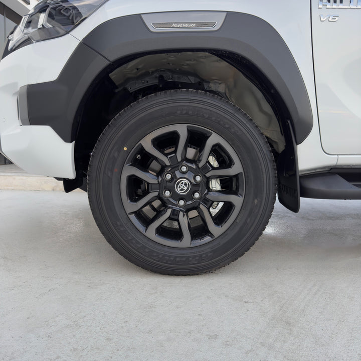 TOYOTA HILUX ADVENTURE 4.0L A/T PTR 2025