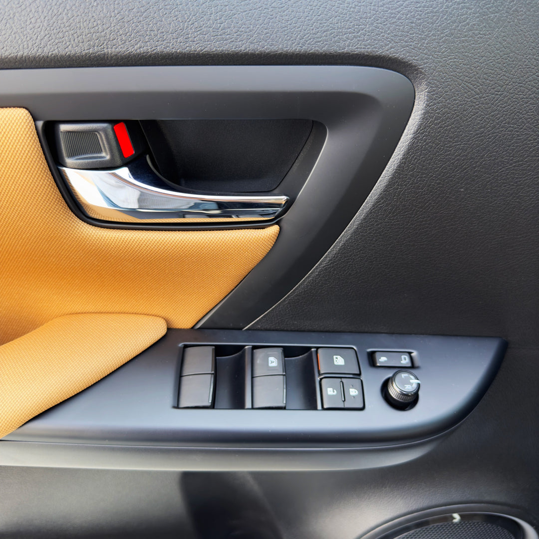 TOYOTA FORTUNER 2.7L A/T PTR E1 2025