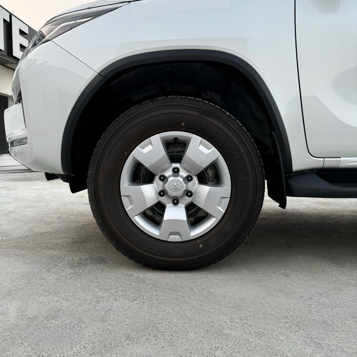 TOYOTA FORTUNER 2.7L A/T PTR E1 2025
