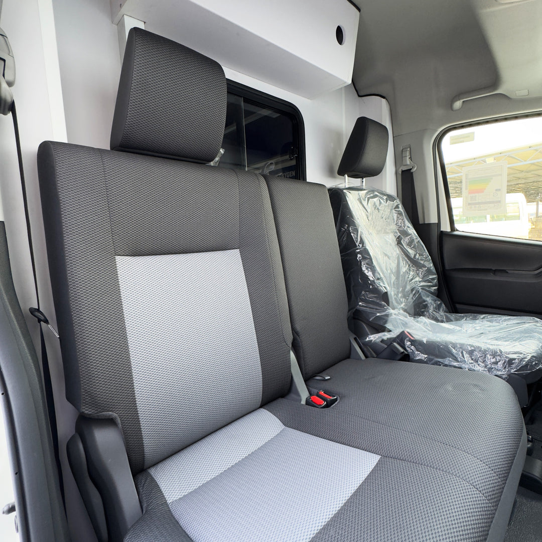 TOYOTA HIACE AMBULANCE 3.5L HIGH ROOF A/T PTR 2025