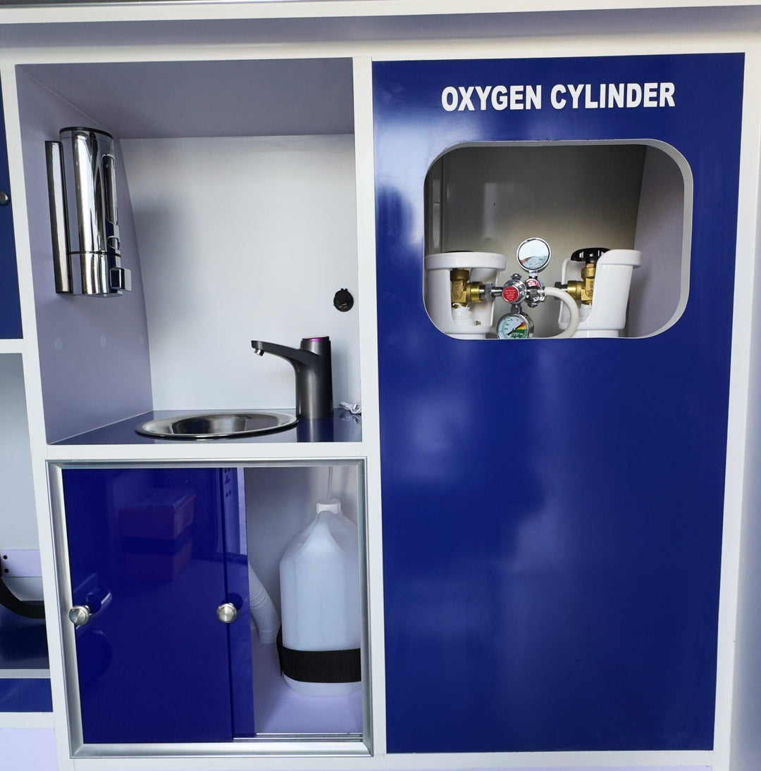 TOYOTA HIACE AMBULANCE 3.5L HIGH ROOF A/T PTR 2025