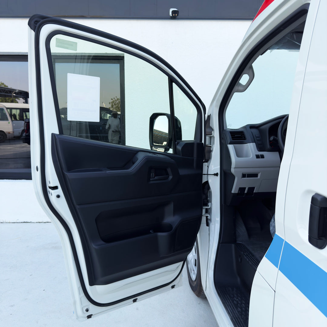 TOYOTA HIACE AMBULANCE 3.5L HIGH ROOF A/T PTR 2025