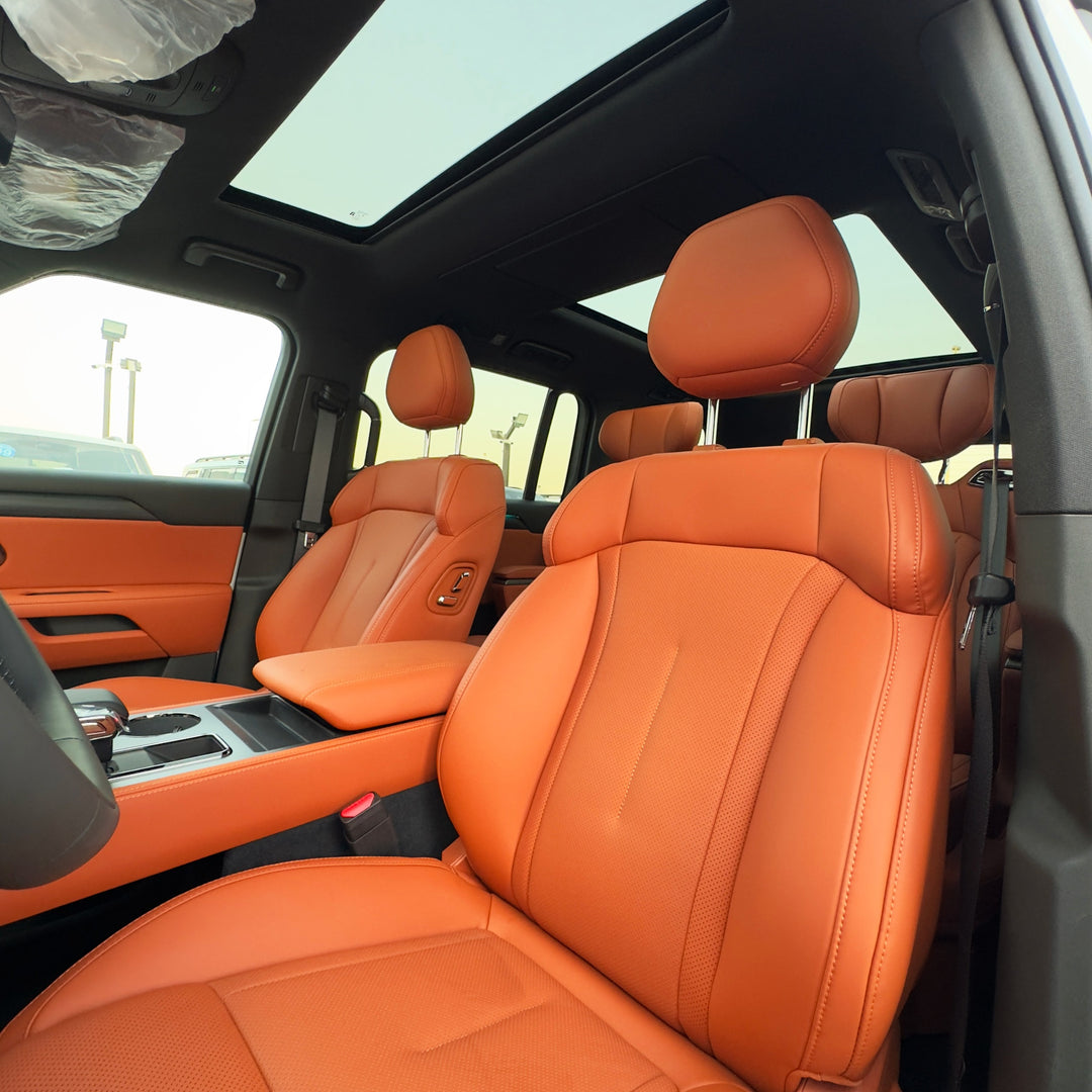 ROX 01 VIP 6 SEATS FLAGSHIP 1.5 HEV 2025