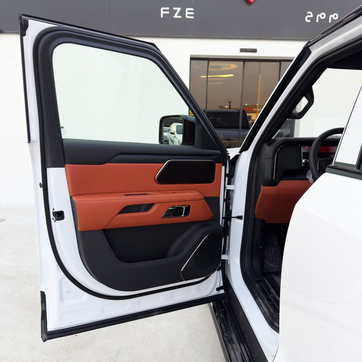 ROX 01 VIP 6 SEATS FLAGSHIP 1.5 HEV 2025