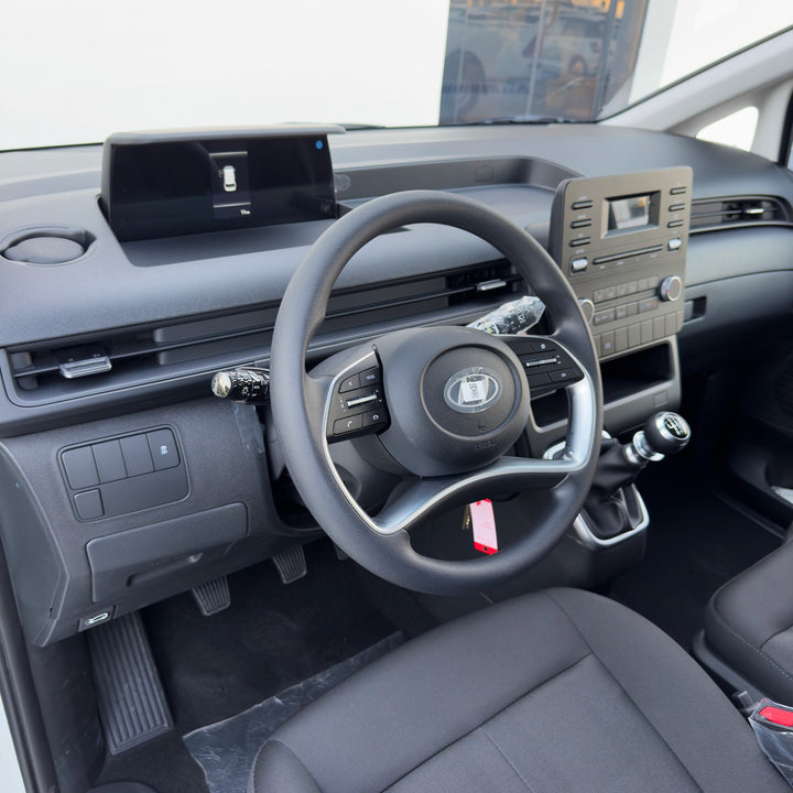 HUYANDAI STARIA BUS 11 STR DSL M/T 2025