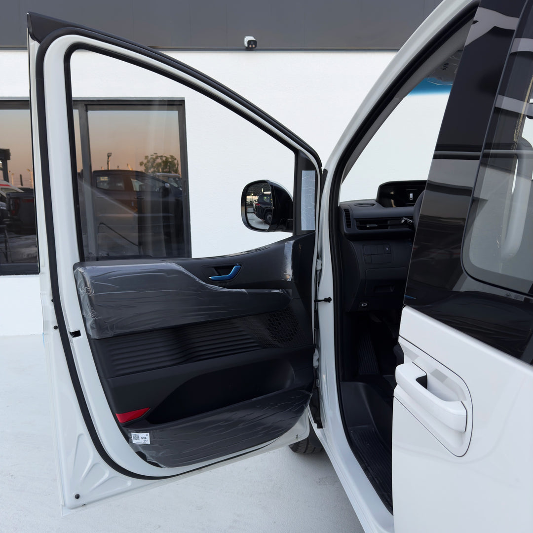 HUYANDAI STARIA BUS 11 STR DSL M/T 2025