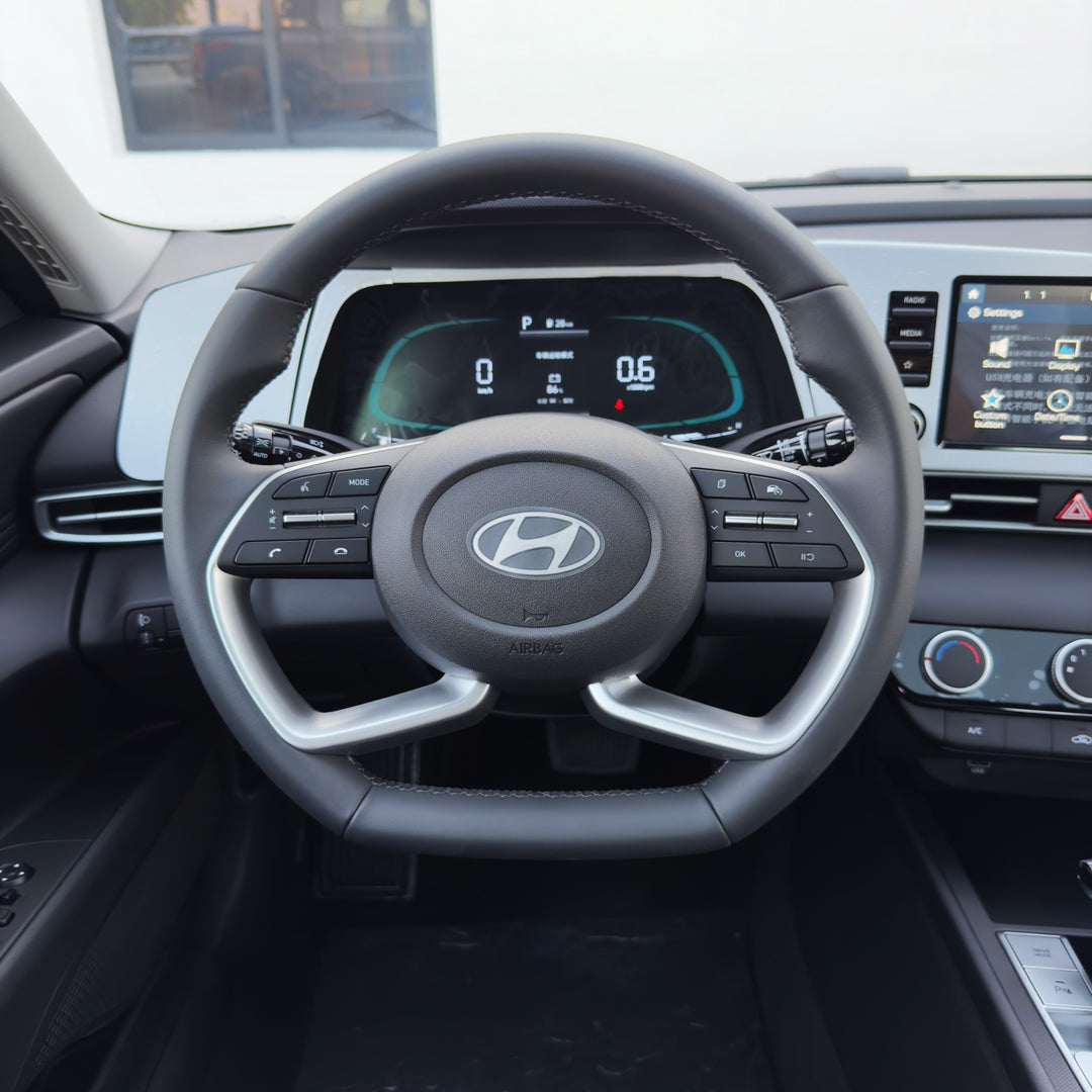 HYUNDAI ELANTRA 1.5L 2025