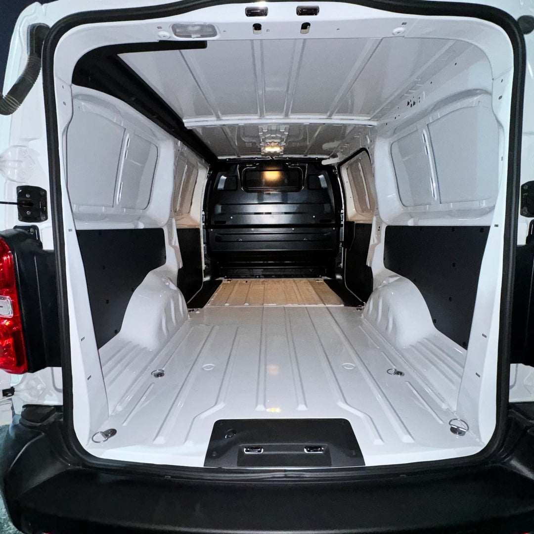 CITROËN JUMPY CARGO VAN 2.0T HDI GCC 2024