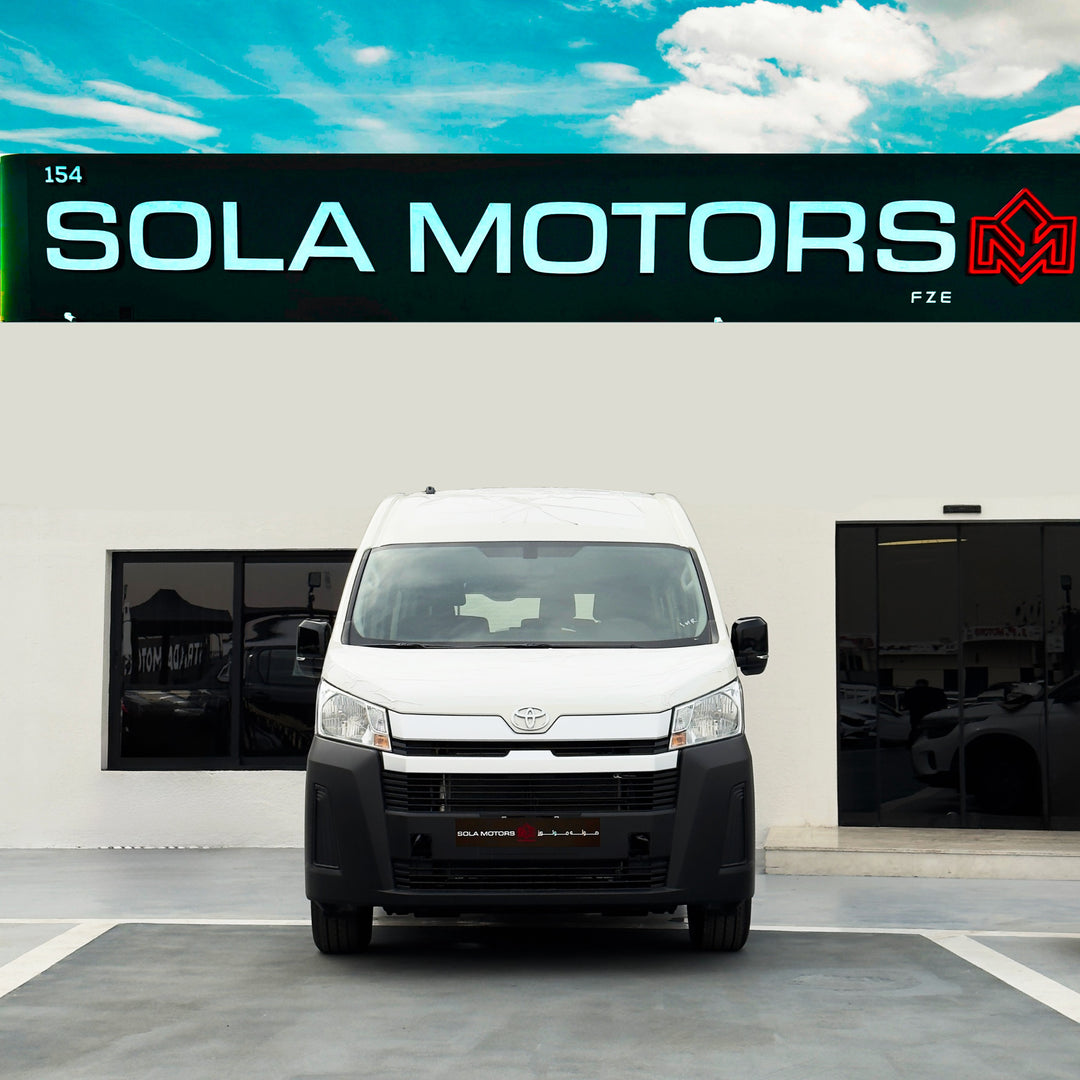 TOYOTA HIACE 3.5L HIGH ROOF A/T PTR 2026