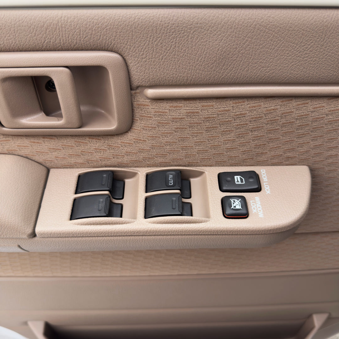 TOYOTA LAND CRUISER GRJ76 4.0 M/T PTR 2025